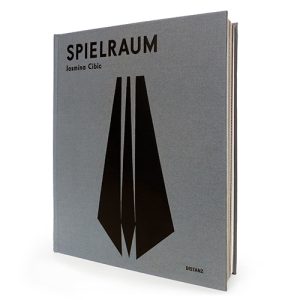 Jasmina Cibic: Spielraum